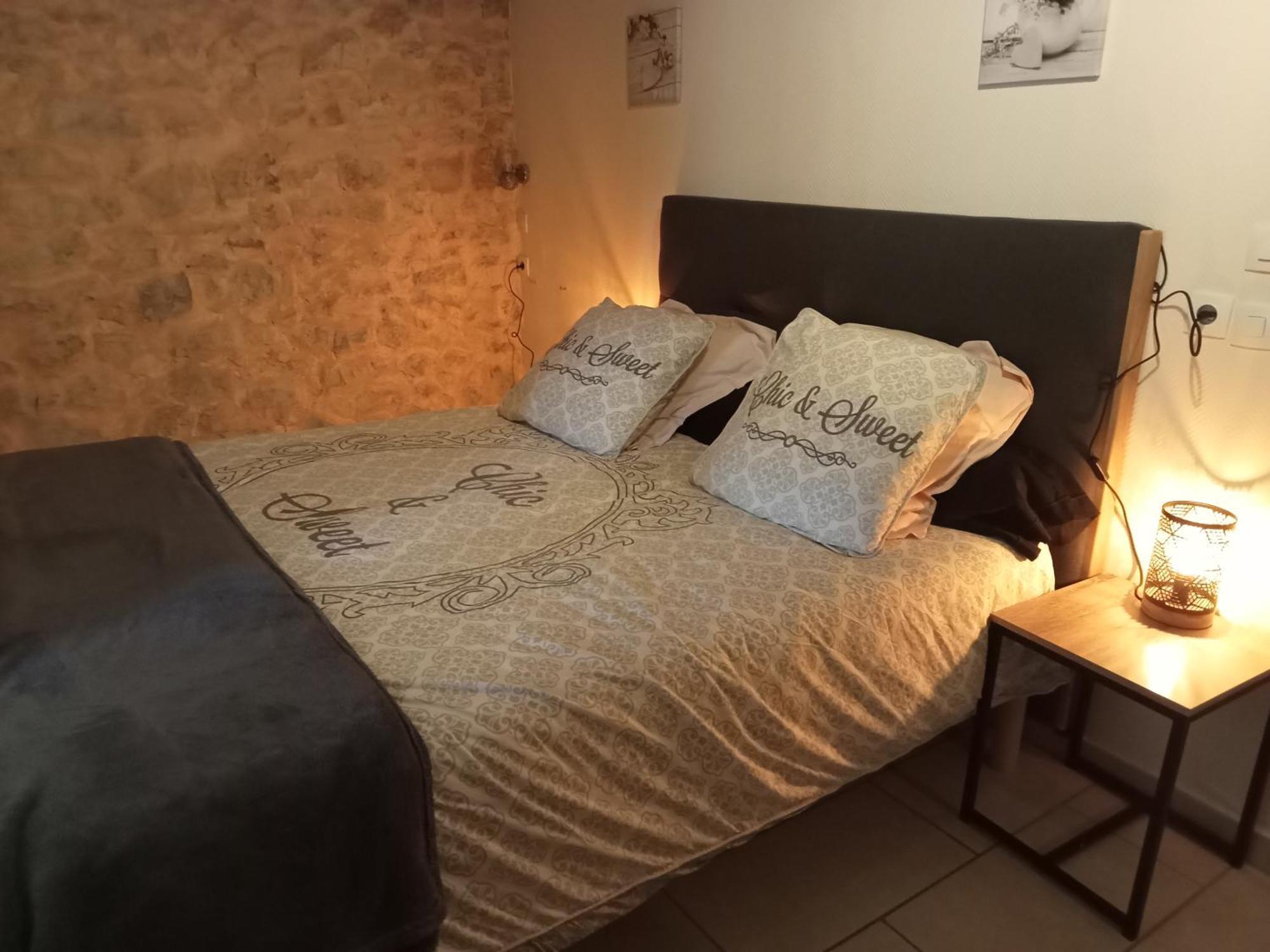 Bed and Breakfast La Dame Blanche Saint-Maurice-dʼIbie Zewnętrze zdjęcie